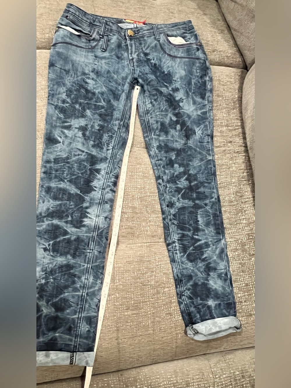 "Vintage Y2K Apple Bottoms Acid Wash Jeans". E52